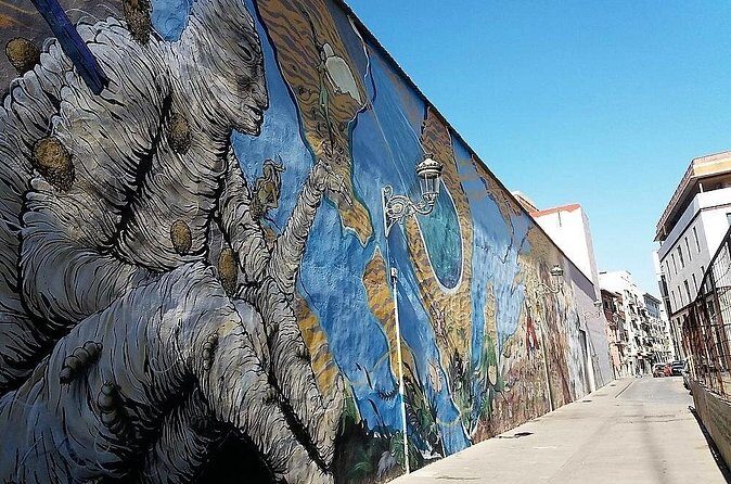 Grafiti tour and Carmen Quarter - Ruta Grafitis in El Carmen: from tags to murals, and the artists behind them