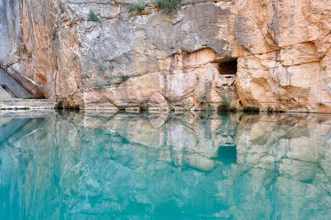 Hike Hanging Bridges and Canyon Túria - Chulilla - OFFICIAL GUIDE - Chulilla hanging bridges and Turia Canyon: what this day really delivers