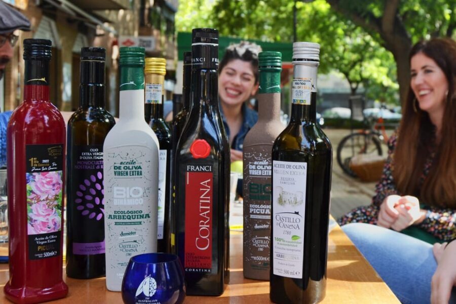 Johnny Madge Olive Oil Tastings - Johnny Madge’s Olive Oil Tasting in Benimaclet: A 60-Minute Masterclass
