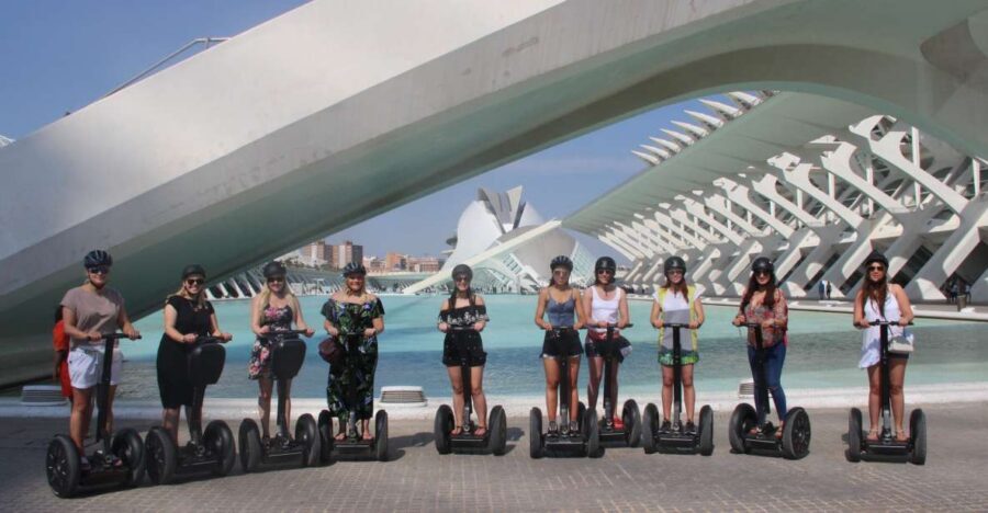 Valencia: City of Arts and Sciences Segway Tour - Santiago Calatrava and the City of Arts and Sciences: futuristic, but explained