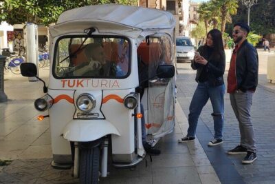 Valencia: Tuk Tuk Historical Tour - Meeting at C. de la Blanqueria and Getting Rolling